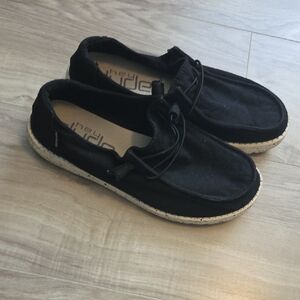 Womens Hey Dude Shoes
